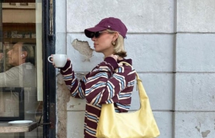 秋冬靠格子裙出彩，春夏靠亮色吸睛!这位德国ins博主太会穿