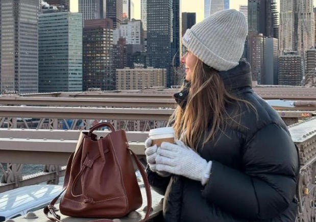 法式松弛感天花板!ins时尚博主的秋冬之间穿搭灵感合集